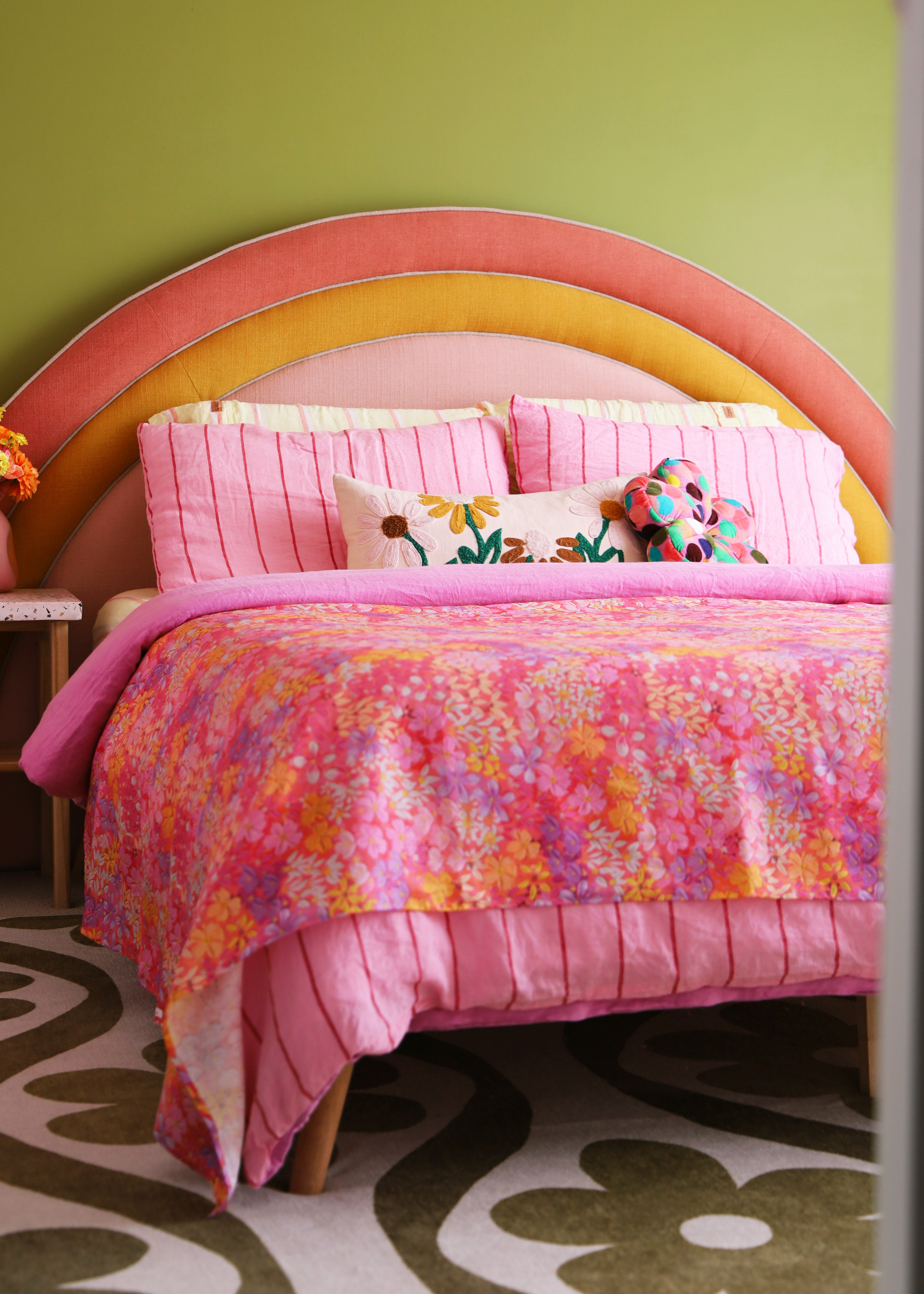 "Poppy & Daisy" Linen Tablecloth/Throw